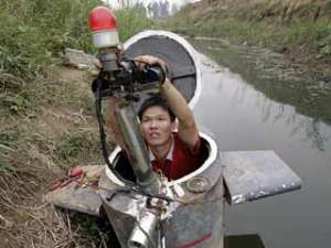 Китаец изобрел подводную лодку для рыбной ловли