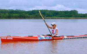Британская ведущая стала первой женщиной, проплывшей 3 000 км по реке Амазонка на каноэ