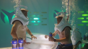 В Нью-Йорке появился первый в мире ночной клуб под водой (видео)