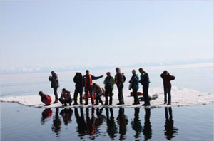 В Черниговской области с дрейфующей льдины спасено 7 рыбаков